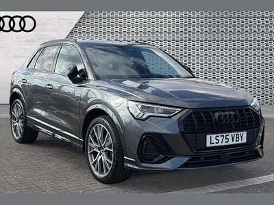 Begagnad Audi Q3 Black Edition 150 HK (110 kW) 2025 Grå SUV