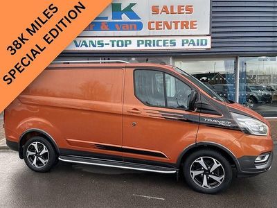 Used Ford Transit Custom Active 130 HP (95 kW) 2023 Orange Van