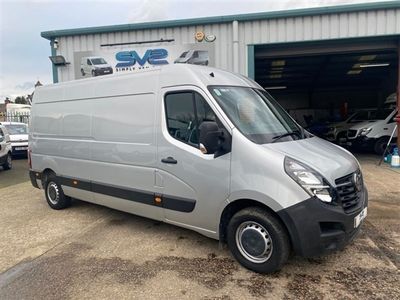 used Vauxhall Movano 2.3 L3 H2 LWB MED ROOF EURO 6 IN SILVER TINY 20K MILES