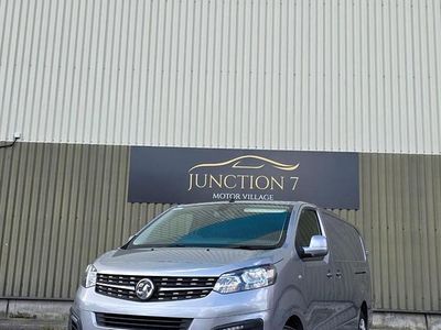 Second-hand Vauxhall Vivaro Sportive 100 CP (73 kW) 2019 Gri Monovolum