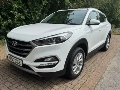 Usado Hyundai Tucson SE 177 HP (130 kW) 2017 Branco SUV