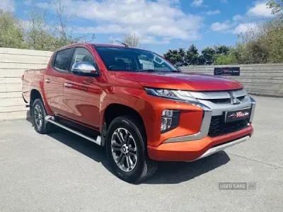 Second-hand Mitsubishi L200 Warrior 150 CP (110 kW) 2020 Portocaliu Pickup