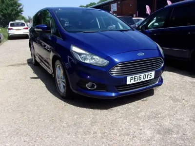 Used Ford S-MAX Titanium 2016 Blue MPV