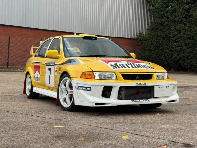 Usado Mitsubishi Lancer 1998 Amarelo Sedan