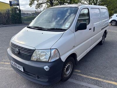 Usado Toyota HiAce 120 HP (88 kW) 2009 Branco Van