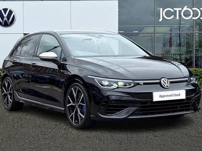 Second-hand VW Golf VIII R 315 CP (231 kW) 2023 Negru Hatchback