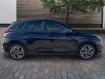 Second-hand Hyundai Kona N Line 120 CP (88 kW) 2023 Negru SUV