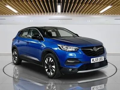 Second-hand Vauxhall Grandland X Sport 130 CP (95 kW) 2019 Albastru SUV