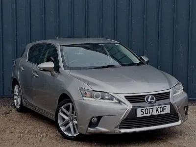 Used Lexus CT200h