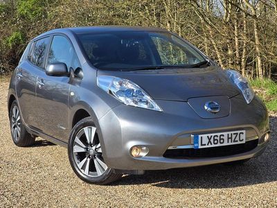 Used Nissan Leaf Tekna 80 kW (109 HP) 2016 Grey Hatchback