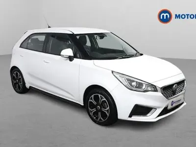 Używany MG MG3 Exclusive 106 KM (77 kW) 2019 Biały Hatchback