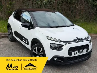 Used Citroën C3 Shine 2021 White Hatchback