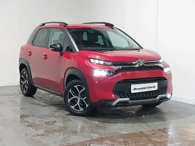 Begagnad Citroën C3 PureTech 110 HK (80 kW) 2023 Röd Halvkombi