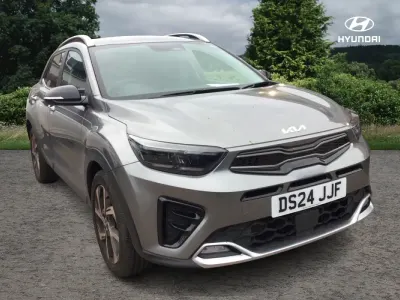 Second-hand Kia Stonic GT-Line 100 CP (73 kW) 2024 Gri SUV