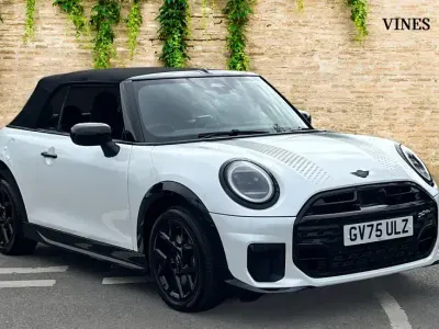 Used Mini Cooper 147 kW (201 HP) 2025 White Hatchback