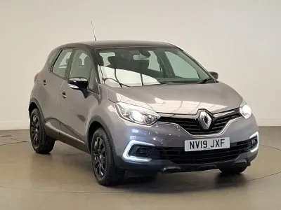 Second-hand Renault Captur Play 90 CP (66 kW) 2019 Gri SUV
