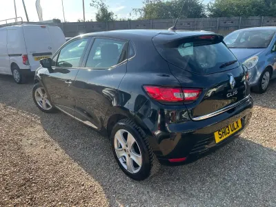 Used Renault Clio Dynamique 75 HP (55 kW) 2013 Black Hatchback