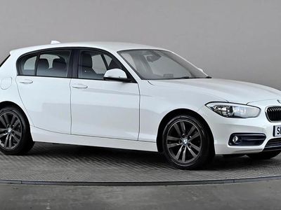 Used BMW 118 Sport Line 136 HP (100 kW) 2017 White Hatchback