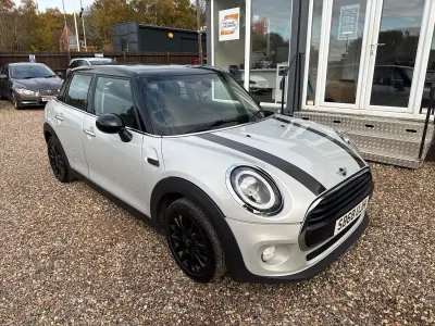 Used Mini Cooper Hatch 2018 Silver Hatchback