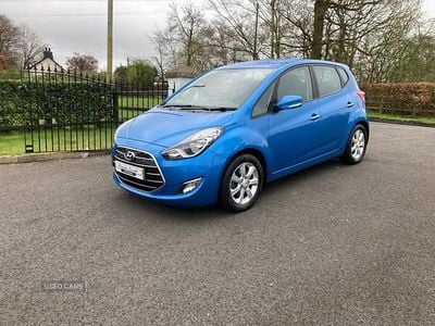 Used Hyundai ix20 SE 90 HP (66 kW) 2015 Blue Hatchback