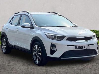 Used Kia Stonic 100 HP (73 kW) 2019 White SUV