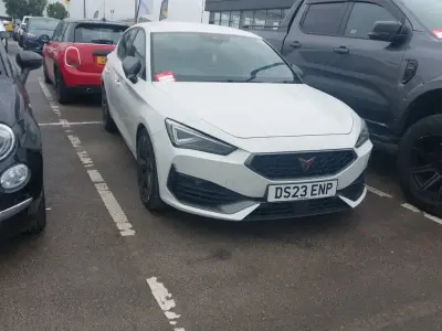 Used Cupra Leon VZ3 300 HP (220 kW) 2023 White Hatchback