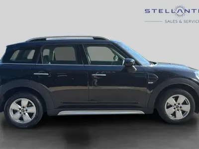 Used Mini Cooper Countryman Classic 134 HP (98 kW) 2022 Blue SUV