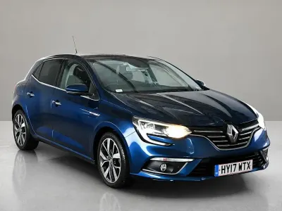 Used Renault Mégane IV Dynamique 108 HP (79 kW) 2017 Blue Hatchback