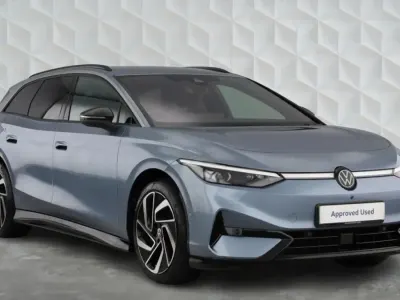 Begagnad VW ID.7 Pro 210 kW (286 HK) 2024 Blå Kombi