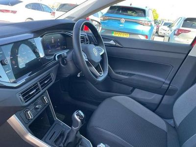 Used VW Polo Life 80 HP (58 kW) 2025 Red Hatchback