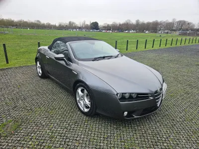 Used Alfa Romeo Spider 260 HP (191 kW) 2007 Grey Cabriolet