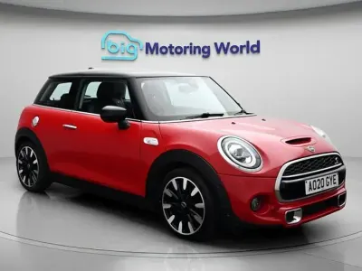 Used Mini Cooper S Exclusive 192 HP (141 kW) 2020 Red Hatchback