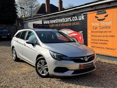 Used Vauxhall Astra Business Edition 122 HP (89 kW) 2021 Silver Estate