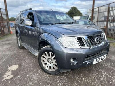 used Nissan Pathfinder Station Wagon 2.5 dCi Tekna 5d