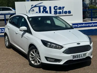 Used Ford Focus Titanium 120 HP (88 kW) 2015 White Hatchback