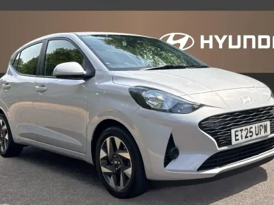 Used Hyundai i10 Advanced 63 HP (46 kW) 2025 Grey Hatchback