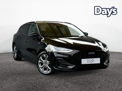 Black Used 2022 Ford Focus ST-Line Hatchback | £17,249 (Expensive)