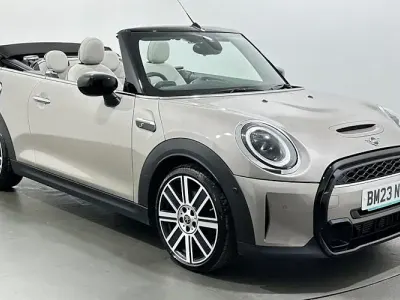 Używany Mini Cooper S Cabriolet Exclusive 178 KM (130 kW) 2022 Szary Kabriolet