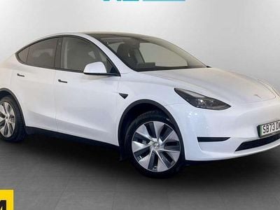 White Used 2024 Tesla Model Y RWD SUV | £24,295 (Fair price)