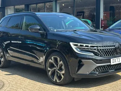 Used Renault Austral Techno Esprit Alpine 200 HP (147 kW) 2023 Black  SUV