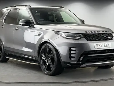 Used Land Rover Discovery 5 HSE Dynamic 300 HP (220 kW) 2021 Eiger grey SUV