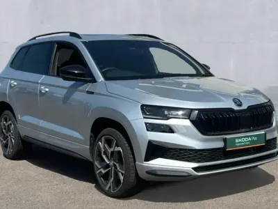 Gebraucht Skoda Karoq SportLine 150 PS (110 kW) 2025 Silber SUV