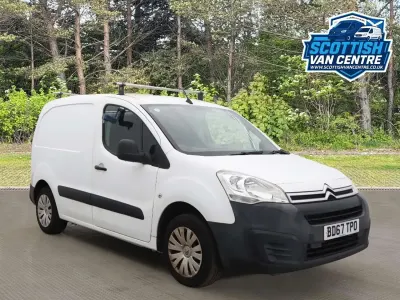 Used Citroën Berlingo 75 HP (55 kW) 2017 White MPV
