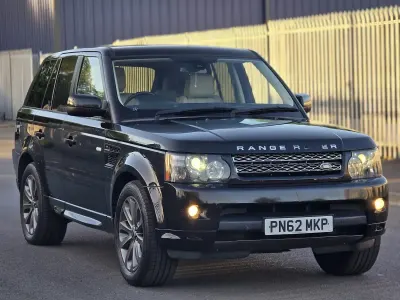 Used Land Rover Range Rover HSE Luxury 255 HP (187 kW) 2012 Black SUV