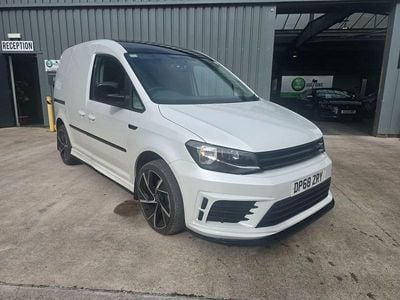Used VW Caddy Trendline 102 HP (75 kW) 2019 White MPV