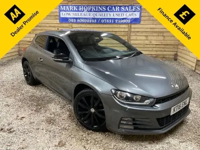 Usado VW Scirocco Black Edition 150 CV (110 kW) 2016 Gris Coupe