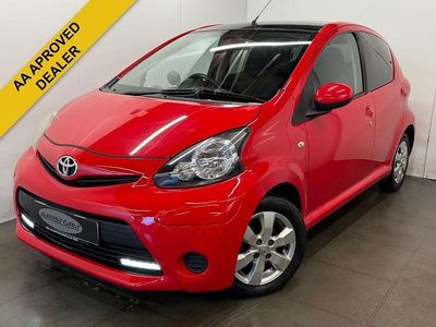 Multicoloured Used 2013 Toyota Aygo Style Hatchback | £3,000 (Fair price)