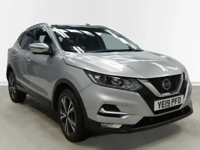 Used Nissan Qashqai N-Connecta 115 HP (84 kW) 2019 Silver SUV
