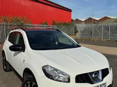 Used Nissan Qashqai 360º 117 HP (86 kW) 2013 White SUV