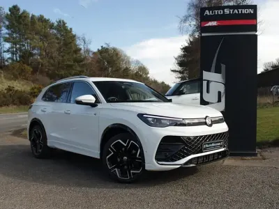 Used VW Tiguan R-line 150 HP (110 kW) 2024 White SUV